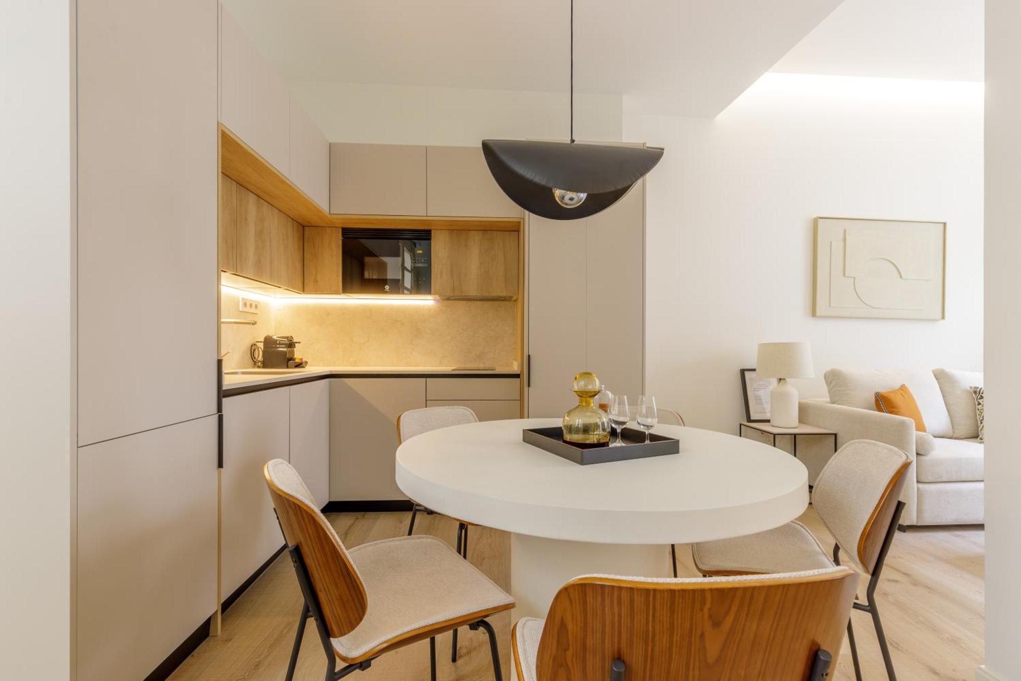 Marques De Velazquez II By Caleta Homes Malaga Exterior photo