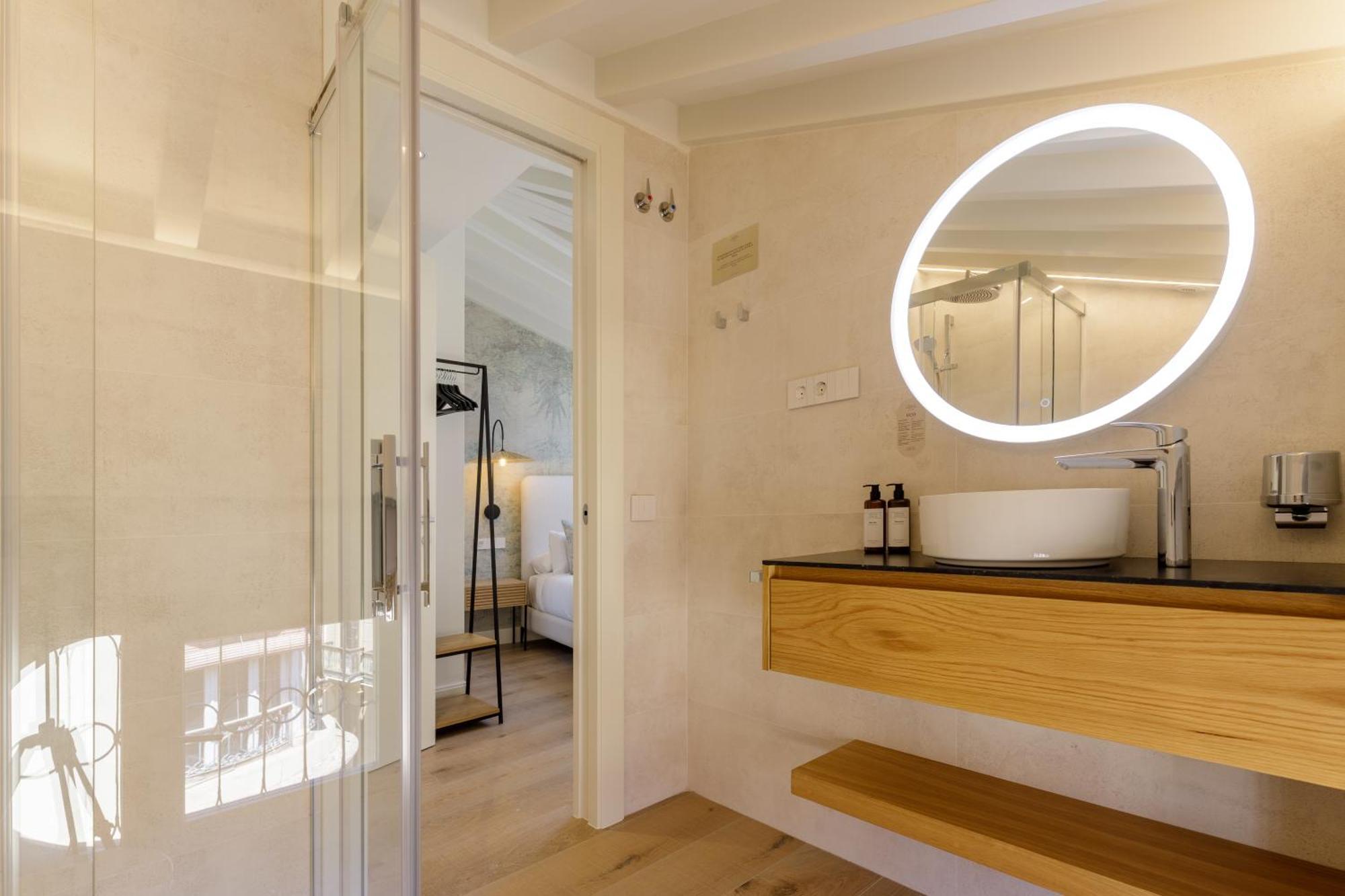 Marques De Velazquez II By Caleta Homes Malaga Exterior photo