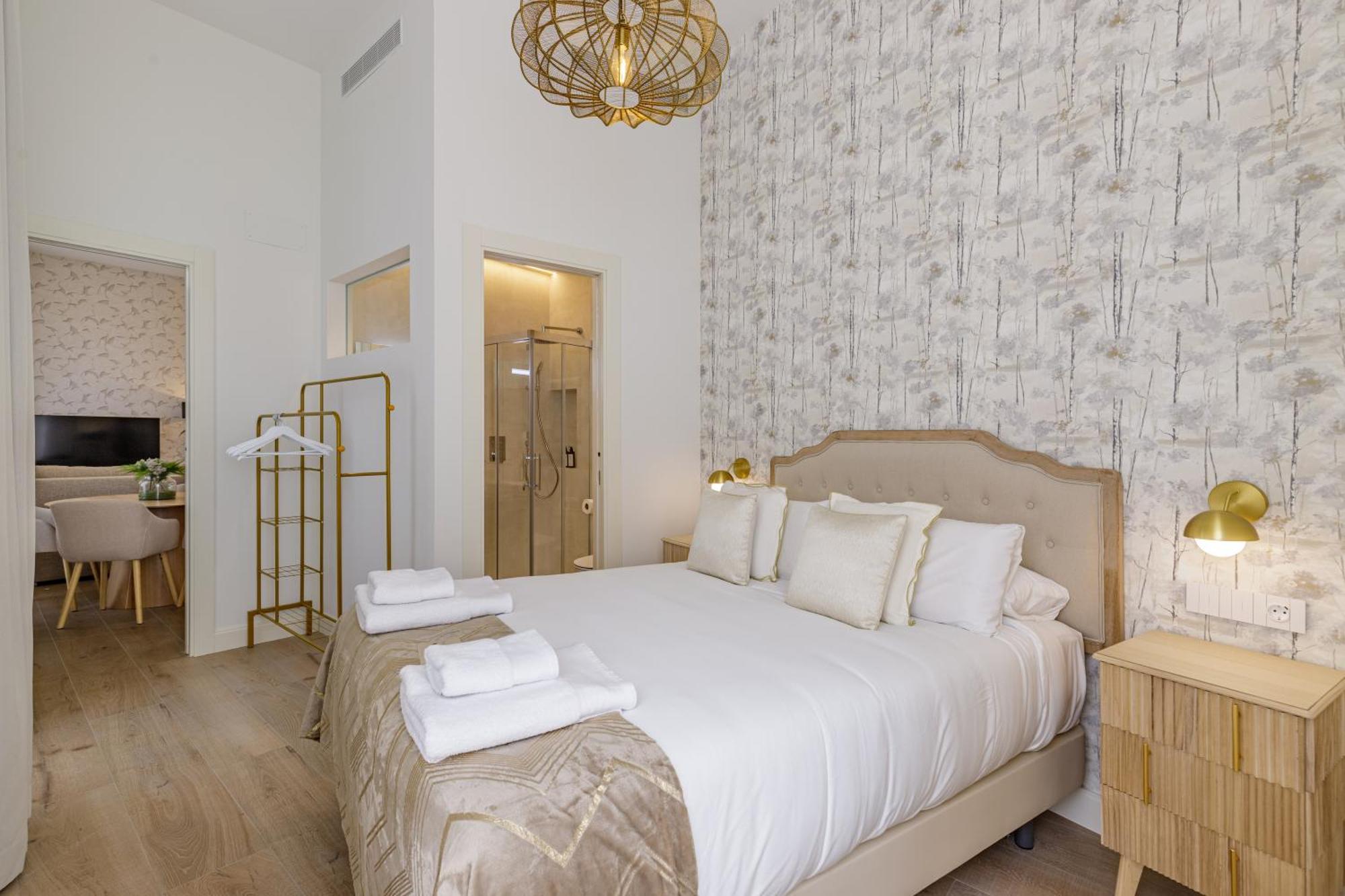 Marques De Velazquez II By Caleta Homes Malaga Exterior photo